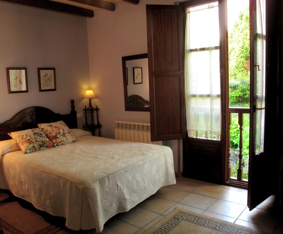 Trisqueles Y Buganvillas Villaviciosa  Quarto foto