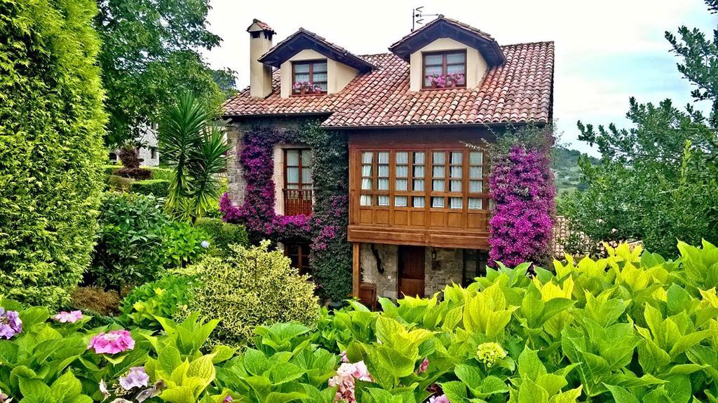 Trisqueles Y Buganvillas Villaviciosa  Exterior foto